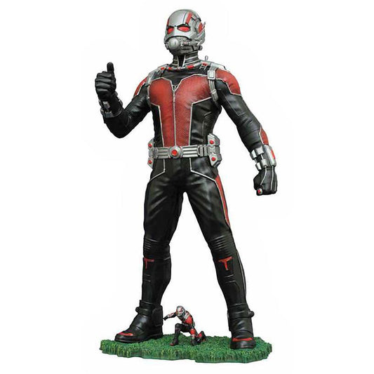 Figura Diamond Select Marvel Gallery - Ant-Man (22cm)